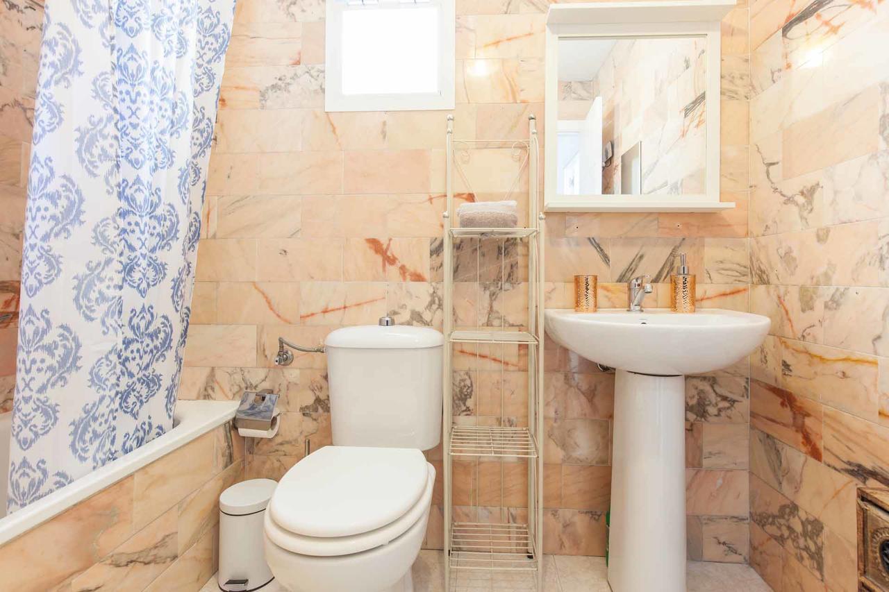 Maravilloso Duplex En Escoberos Appartement Séville
